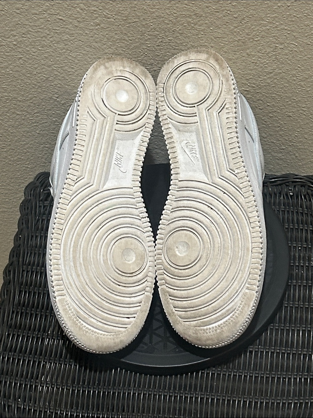 Nike Air Force 1 Low ‘07 Triple White CW2288-111 - Picture 7 of 7